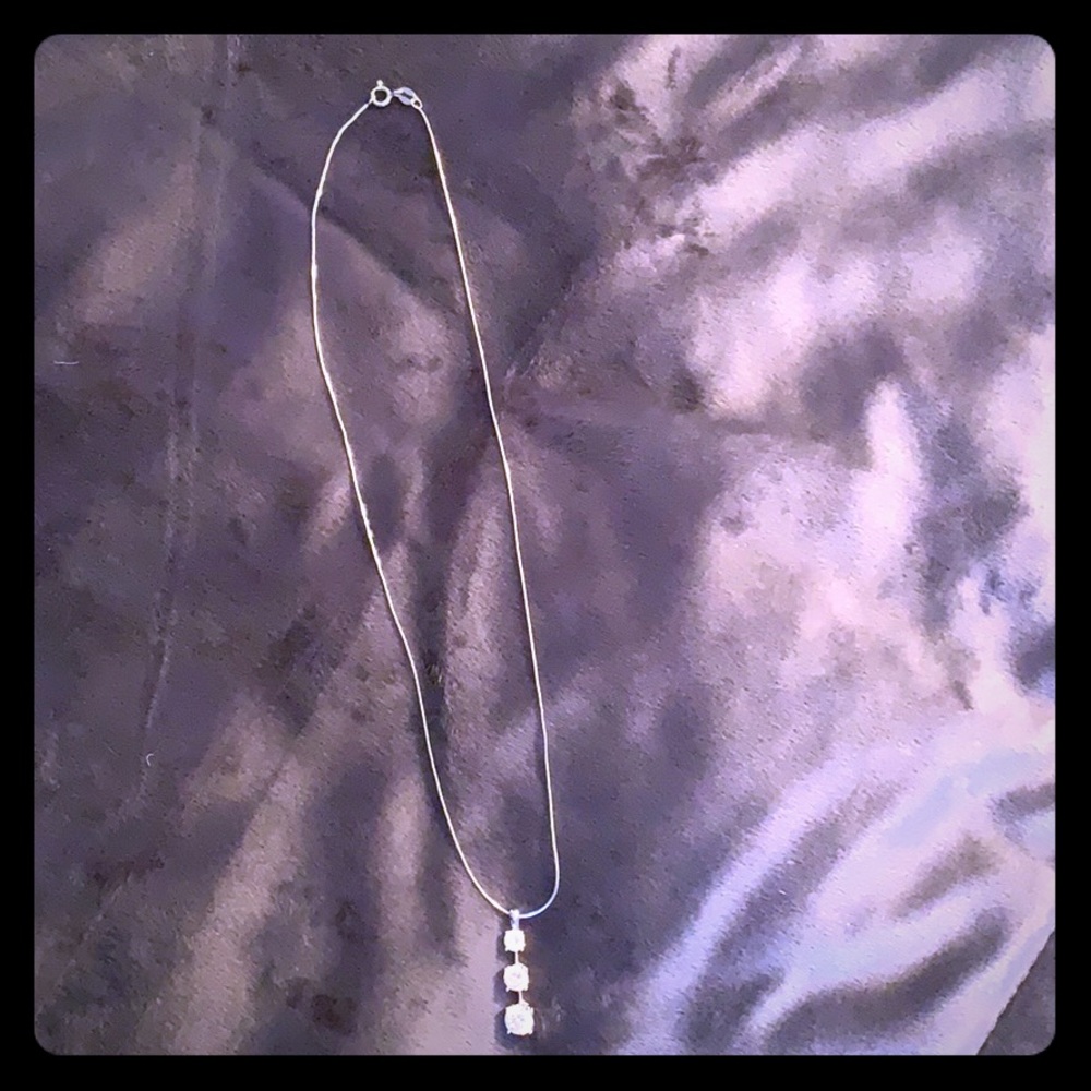 Necklace w 3 stone pendant CZ